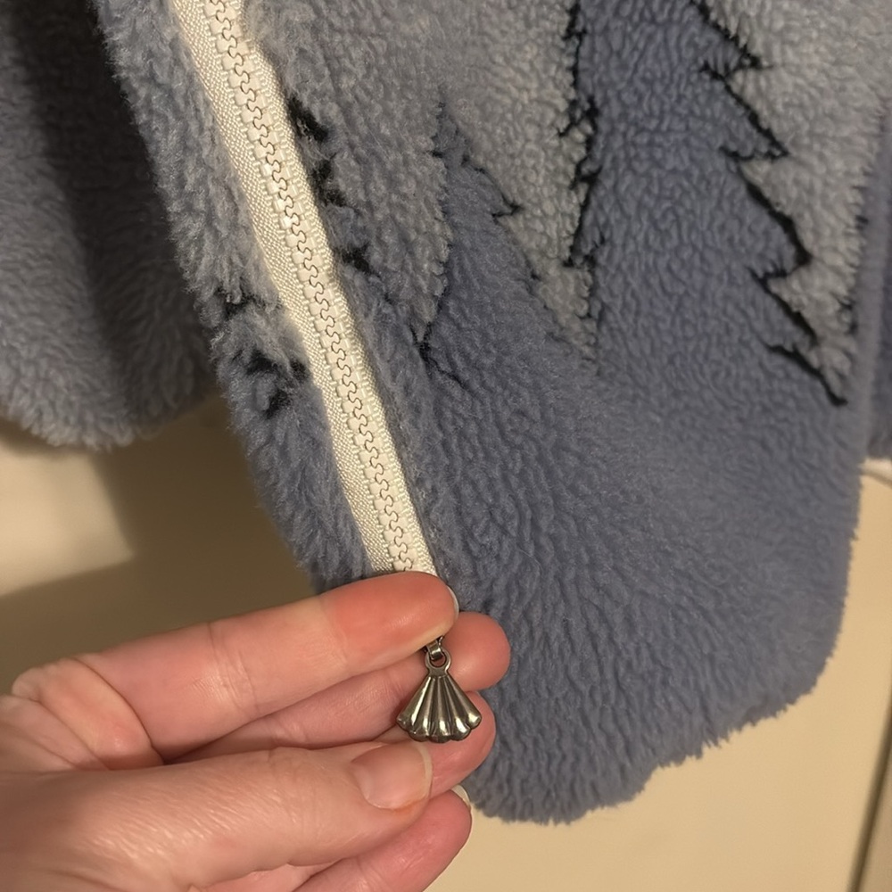 Fuzzy Pattern Jacket - image 2